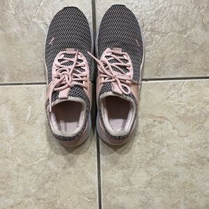 Puma Women's Black and Pink Sneakers